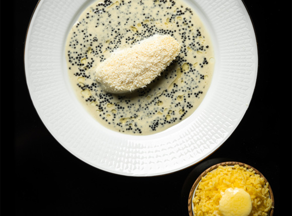 Bakad piggvar med cashew och caviar