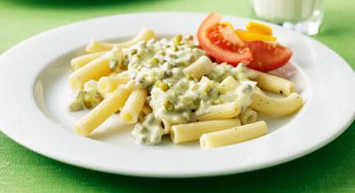 Krämig och enkel pastasås. Mungbönor har en mild smak som påminner om gröna ärtor och innehåller massor av nyttigheter.