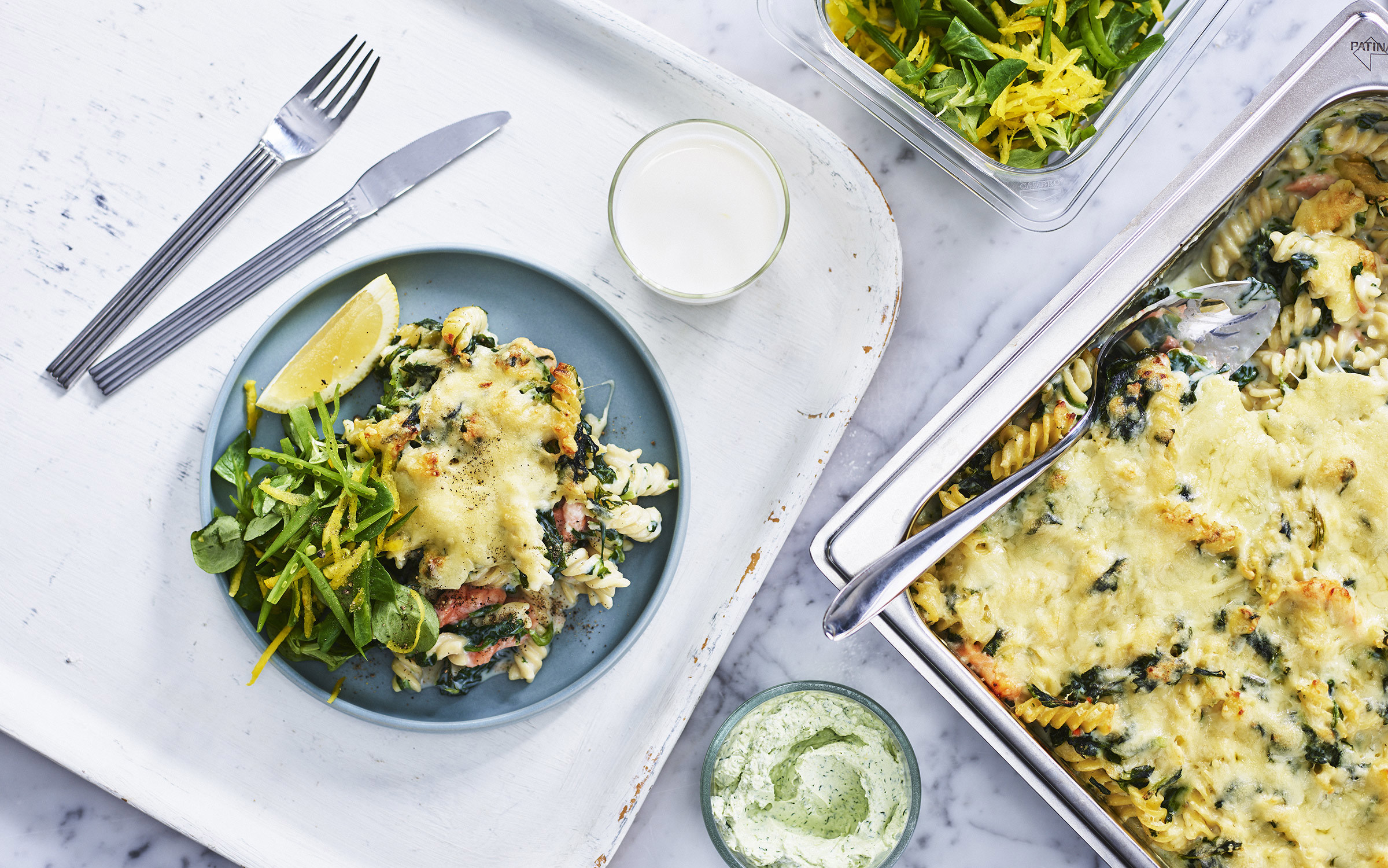 Pastagratäng med lax och spenat - Recept för matbranschen & skola ...