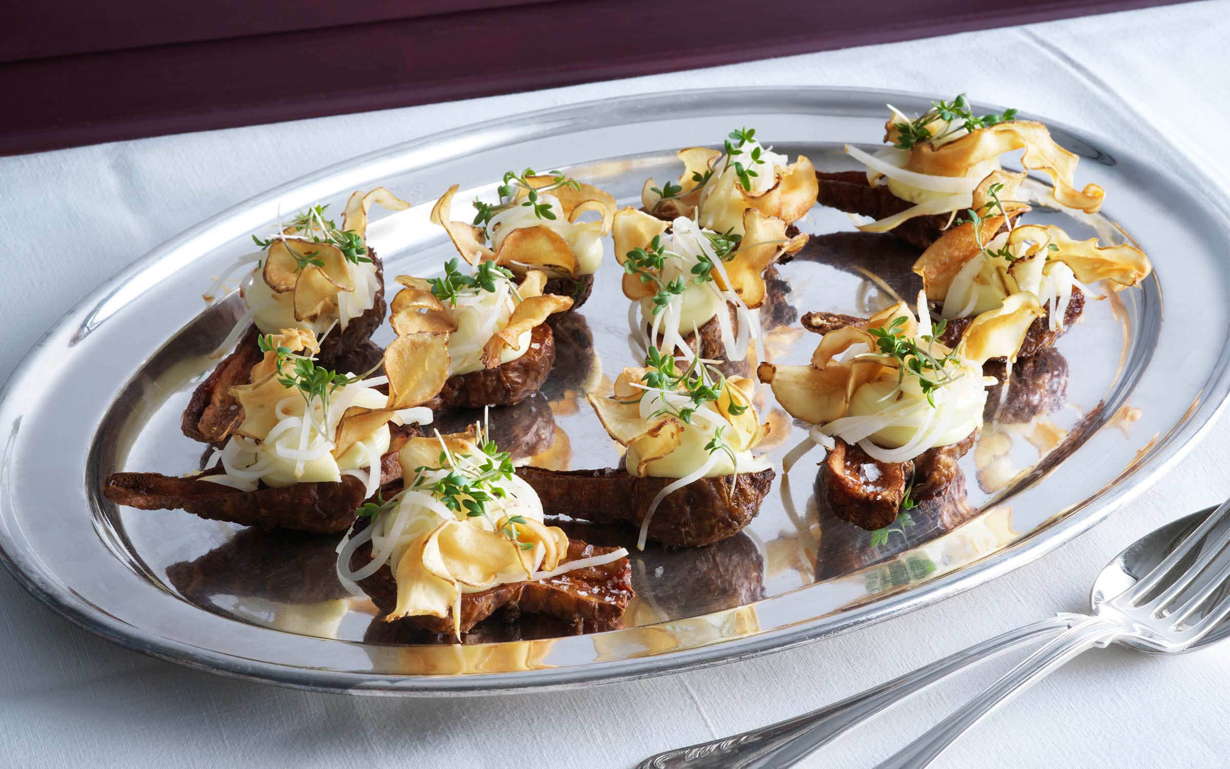 Picklad och friterad jordärtskocka med ostkräm