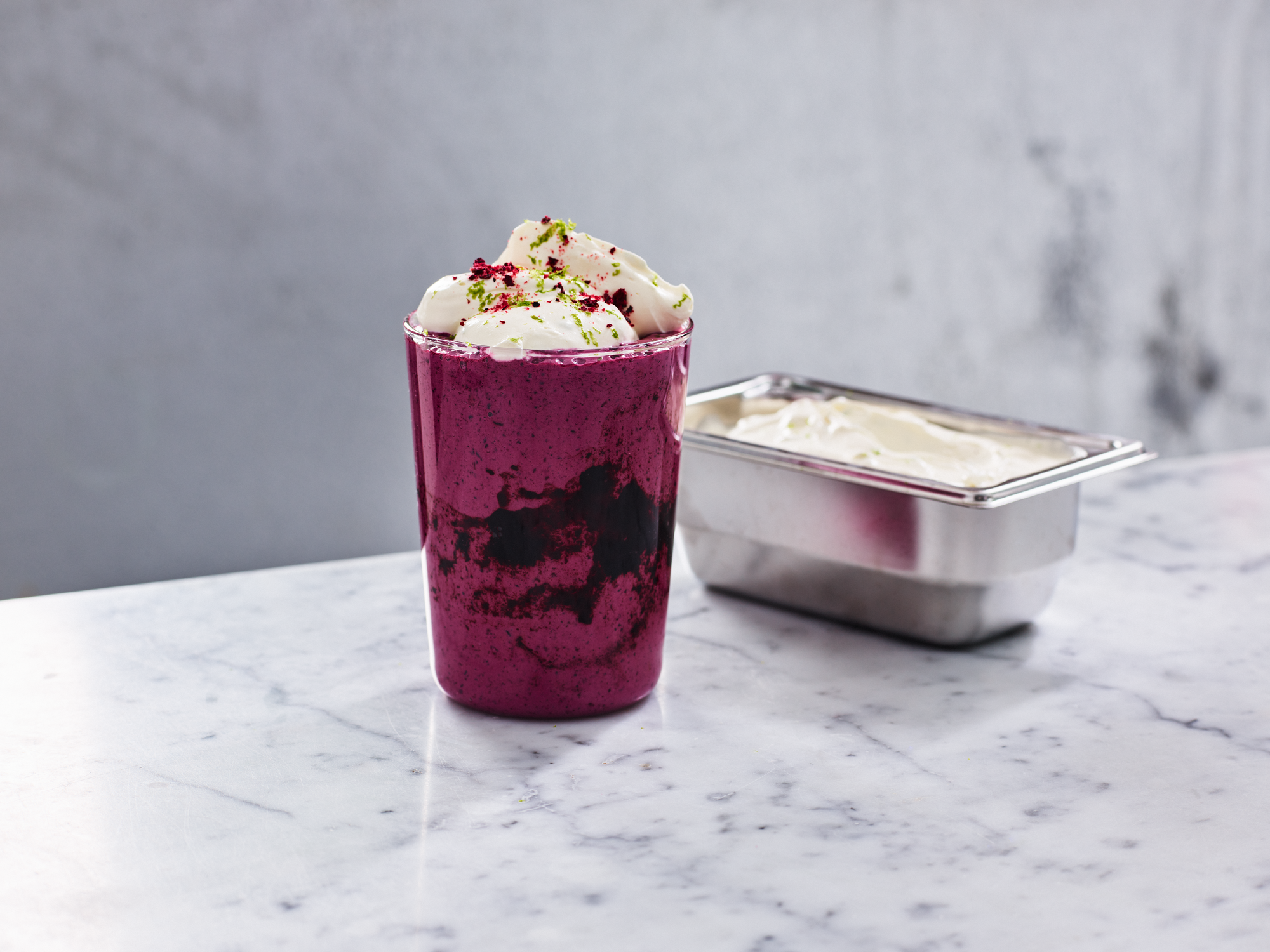 Blueberry cheesecake shake med vit choklad