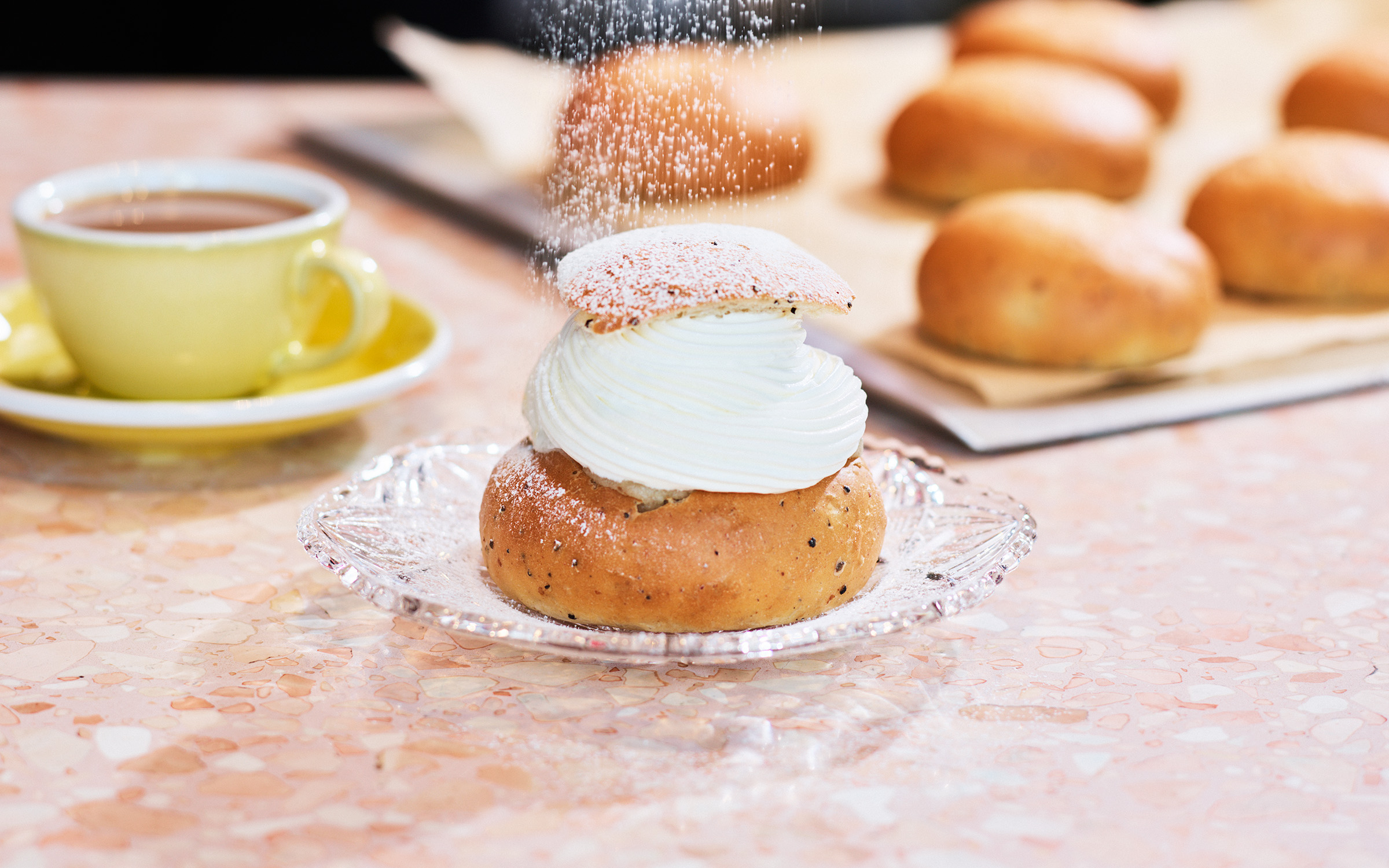 Semla med fior di lattemjukglass